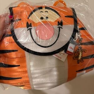 Harveys Orange Tigger Kids Backpack with Pink Nose